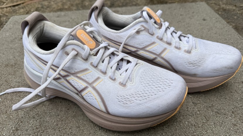 the gel-kayano's smooth mesh upper, cushioned collar, and controlled...